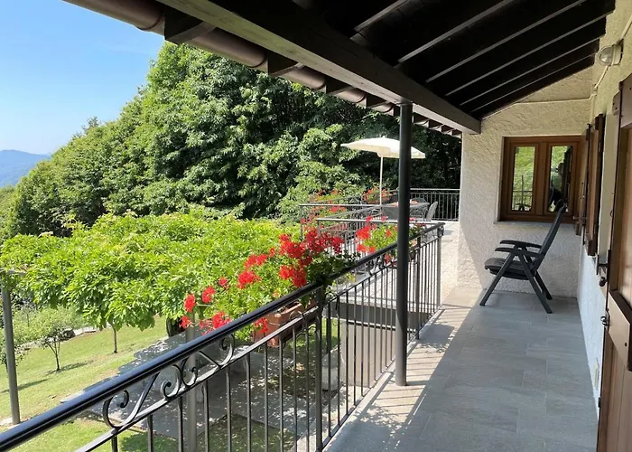 샬레 Lavu' By Interhome 트라레고